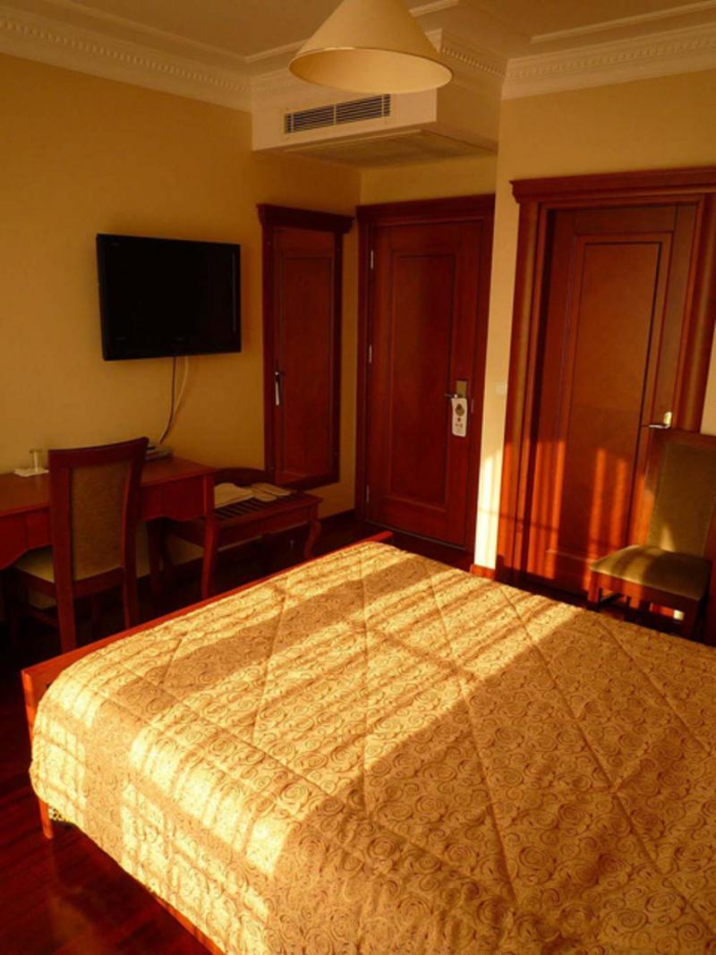 Florya Konagi Hotel Istanboel Buitenkant foto